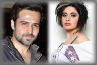 ইমরান হাসমির নায়িকা আশ্রয়হীন এখন, রাত কাটাচ্ছে মন্দিরের বারান্দায়!