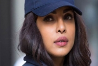 আবেদনময়ী ভিলেন রূপে প্রিয়াঙ্কা