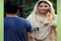 অানুশকাকে সারপ্রাইজ দিতে শুটিং স্পটে বিরাট!