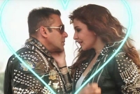 প্রকাশ হলো সালমান-আনুশকার ‘৪৪০ ভোল্টস’ 