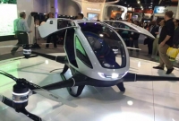 এখন থেকে ড্রোনে করে চলাচল করতে পারবে মানুষ!