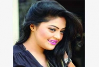 রাজধানীতে মডেল কন্যার ‘আত্মহত্যা’