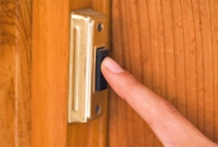 ৭ বছর আগে মারা যাওয়া স্বামী ফিরে এলেন মাঝরাতে! এ-ও সম্ভব?