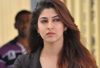 শুধু মুখের দিকে তাকিয়েই একটি মেয়ের সব জানতে পারবেন