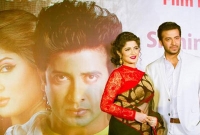 শ্রাবন্তীকে নিয়ে প্রথম গানেই শাকিব খানের বাজিমাত