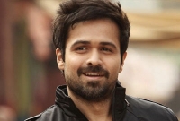 বই লিখার পর এবার ছবি নির্মাণে আসছেন ইমরান হাশমি