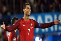 মেসি, মেসি ‘চিৎকার’ করে রোনালদোকে অপমান