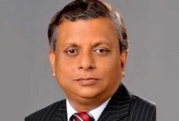 অবশেষ মেয়রের চেয়ারে বসলেন সিলেটের আরিফ অবশেষ মেয়রের চেয়ারে বসলেন সিলেটের আরিফ