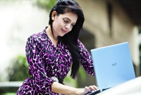 ফেসবুকে ‘হাই, হ্যালো’-র পরে মেয়েদের যে ১০টি অদ্ভুত প্রশ্ন করে থাকেন ছেলেরা