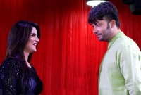 ঢাকার শাকিব খান প্রসঙ্গে কি বললেন কলকাতার শ্রাবন্তী?