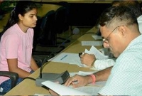 এক লাইনের রচনা লিখে তাক লাগিয়ে দিল সেই রুবি রাই