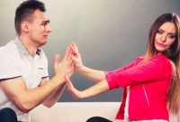 জানেন, প্রেমিকার যে ৫টি ব্যবহার প্রেমিককে বিরক্ত করে