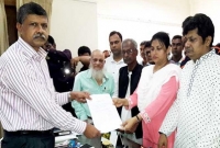 নির্বাচনের মাঠ ছাড়লেন নাজনীন নির্বাচনের মাঠ ছাড়লেন নাজনীন