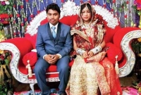 ছেলেকে সাত পাকে বাঁধতে গিয়ে বিতর্কে বাবা!