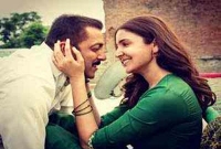  ‘সুলতান’ দেখতে স্ত্রীর জন্য গোটা হল আগাম বুক করলেন স্বামী!