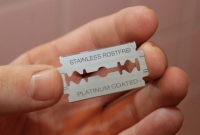 সব ব্লেডই এক ধরনের দেখতে হয়। জেনে নিন আসল কারণ