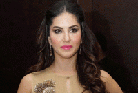 এবার আসছে সানি লিওনের ‘বেইমান লাভ’