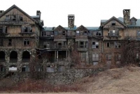 প্রতি রাতে অদ্ভুত আওয়াজ করে এই ল্যাবের কঙ্কাল হেঁটে বেড়ায়!