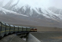 মেঘের উপর দিয়ে অবিশ্বাস্য রেলপথ!