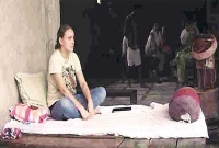 শাশুড়ি যৌতুক চাওয়ায় বউয়ের অনশন