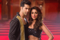 বরুণের ‘জানেমন’ পরিনীতি চোপড়া