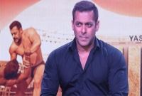 ক্ষমা নয়, পাল্টা জবাব দিলেন ‘সুলতান’