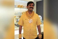 ১.২৭ কোটি রুপির স্বর্ণের জামা পরা সেই ফুঙ্গে খুন