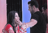 ক্যাটরিনার জন্মদিনে সালমানের অদ্ভুত শুভেচ্ছা!