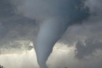 টর্নেডোর হানায় লক্ষ্মীপুরে ঘরবাড়ি লণ্ডভণ্ড