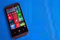 বাবা মোবাইল কিনে না দেয়ায় কলেজছাত্রীর আত্মহত্যা