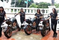 ঘৃণিত অপরাধ রুখতে রাস্তায় মহিলা বাইকবাহিনী!