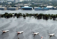 পানিতে তলিয়ে গেছে মালয়েশিয়ার একটি বিমানবন্দর, ফ্লাইট স্থগিত