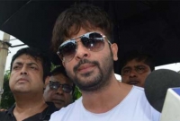 আমাদের ইন্ডাস্ট্রি ধ্বংস হবে : শাকিব খান