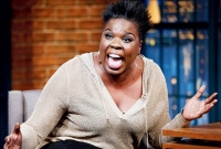 এই অভিনেত্রীকে গরিলা বলে অপমান!