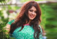 সাত লাখ পেরিয়ে মৌসুমীর আইটেম গান ‘রঙিলারে রঙিলারে’