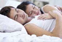 বিবাহিত জীবনে সুখ রয়েছে ঘুমের মধ্যে, জানেন কী?