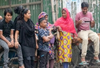 বঙ্গবাজারের দোভাষীদের কিছু কষ্টের কথা