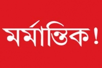 নবজাতককে কোলে নিয়ে পানিতে মায়ের ঝাপ