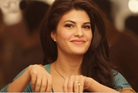 চমক দেখাবেন জ্যাকুলিন