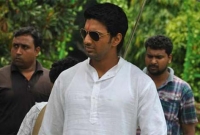 নিজেকে একেবারেই পাল্টে ফেলেছেন দেব