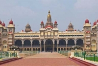 ৪০০ বছরেও শাপমোচন হল না অভিশপ্ত এই রাজবংশের