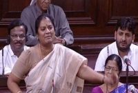 সংসদে কান্নায় ভেঙে পড়লেন মহিলা এমপি শশীকলা