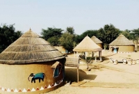 চলুন বলিউডের নিজস্ব গ্রামে