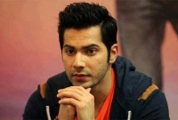 পাকিস্তানে নিষিদ্ধ বরুন ধাওয়ানের ছবি, প্রতিবাদ জানালেন নায়ক