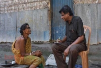 বৃদ্ধ মাকে রেখে একই পরিবারের ৭ সদস্য নিখোঁজ