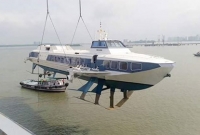 পানির ওপর দিয়ে ঝড়ের বেগে ছুটে চলবে যাত্রীবাহী ফেরি