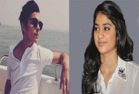 জাহ্নবীকে চুমু খাওয়া ছেলেটির সেই ছবি এখন ভাইরাল