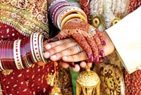 জানেন, বিয়ের পরে দু’জনে বেড়াতে যাওয়াকে কেন ‘হানিমুন’ বলে?