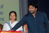 বিয়েতে মমতার অবিশ্বাস্য উপহারে মুগ্ধ বাবুল সুপ্রিয়