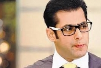 এ বার একটু লুজ খেললেন সালমান !